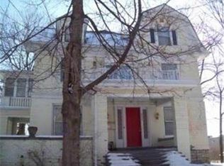 711 W 38th St, Kansas City, MO 64111