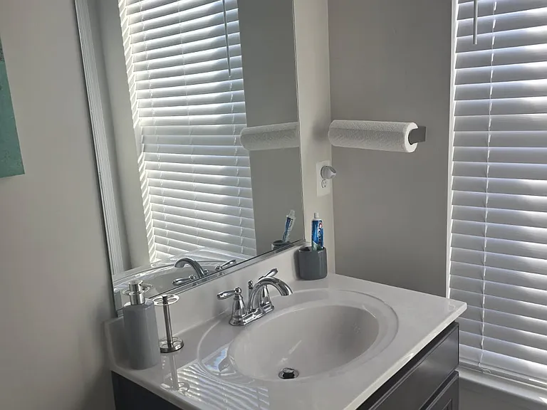 Full Bath in Master Bedroom