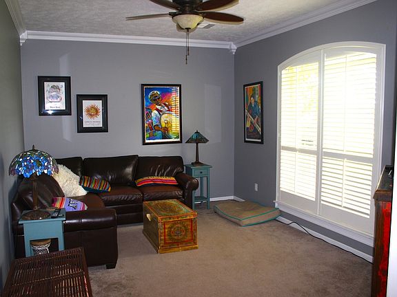 3rd image of 5371 E Crestview Dr