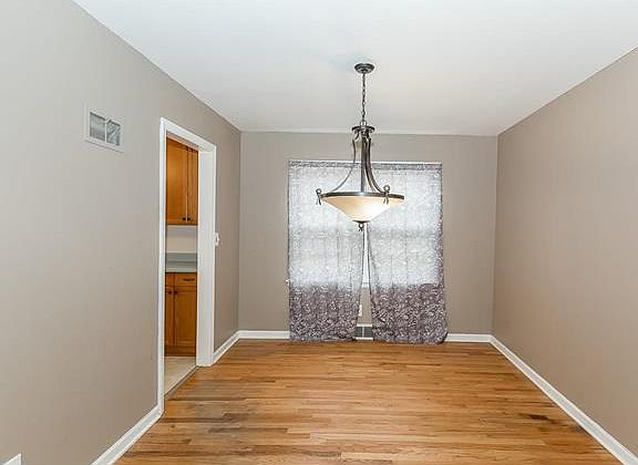 5th image of 4109 N Walrond Ave