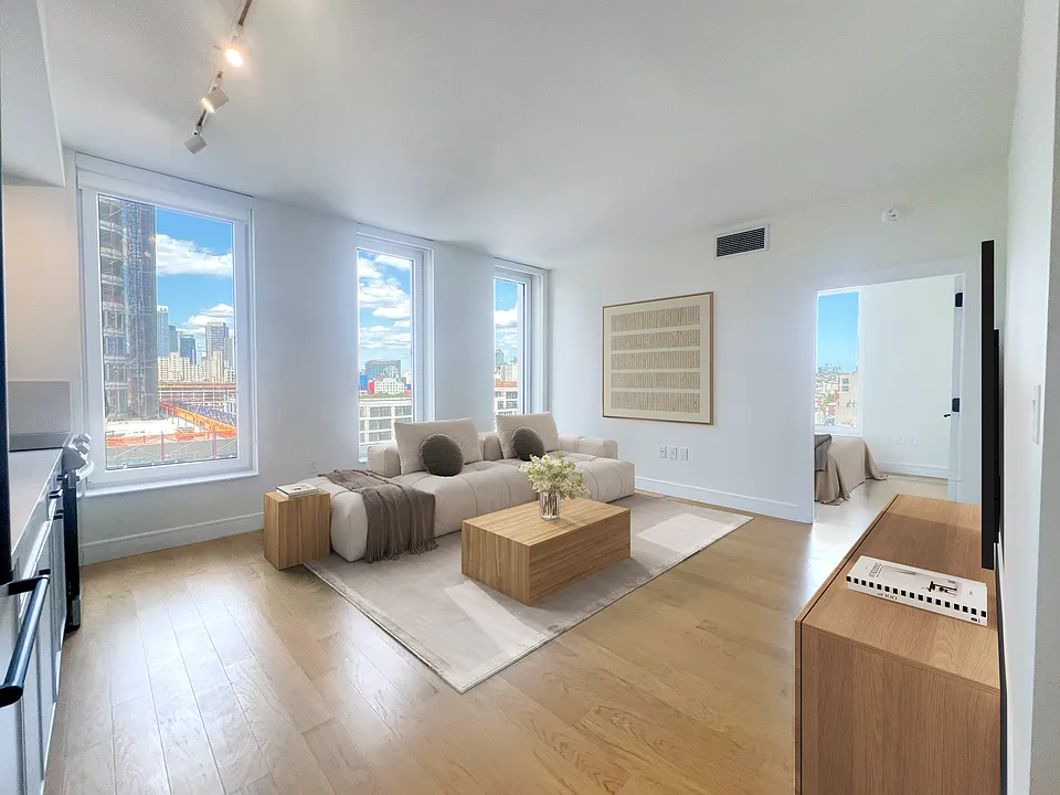 420 Carroll St #707
