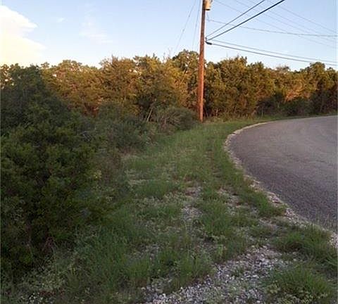 3rd image of 1335 Hilltop Oaks