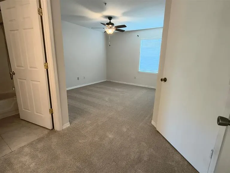 7340 Westpointe Blvd #326 — Photo 24