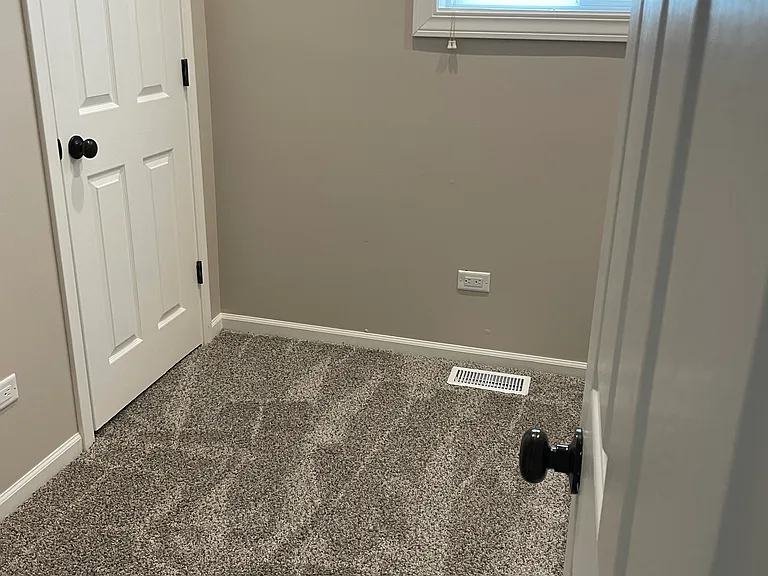 Bedroom 9x9 with loft