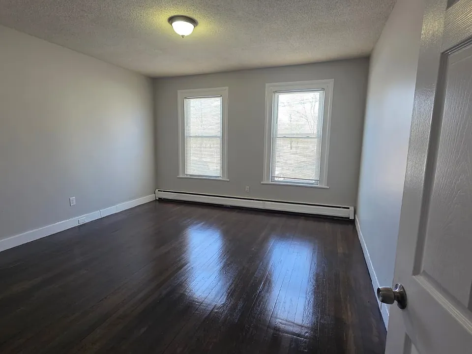 new paint, new floor's and real big!