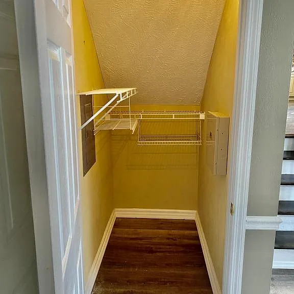 4804 Miranda Dr — Photo 22