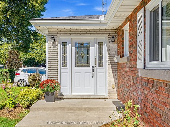 4th image of 7771 Wilson Cres