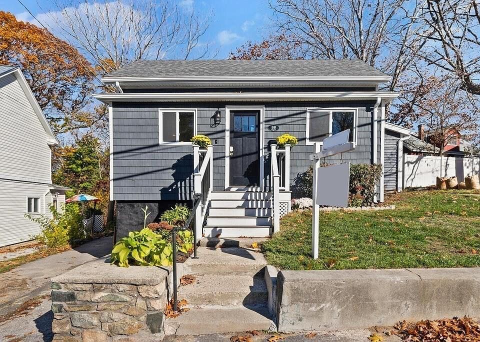 1st image of 88 Winslow Ave