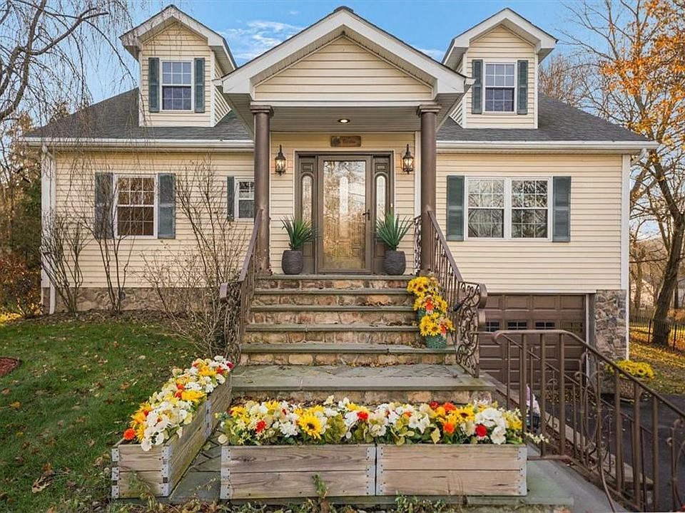 1st image of 64 Orchard Lake Drive