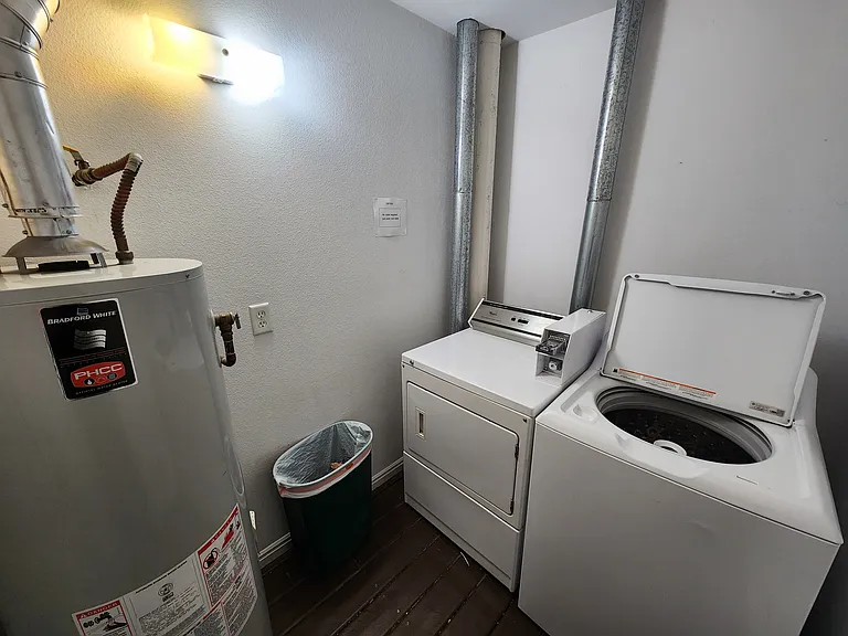 163 Center St Unit 110 - 7_08152025
