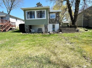 7043 Big Trail Rd, Holly, MI 48442