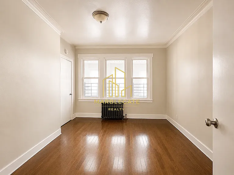 86 Willoughby St #11 — Photo 4