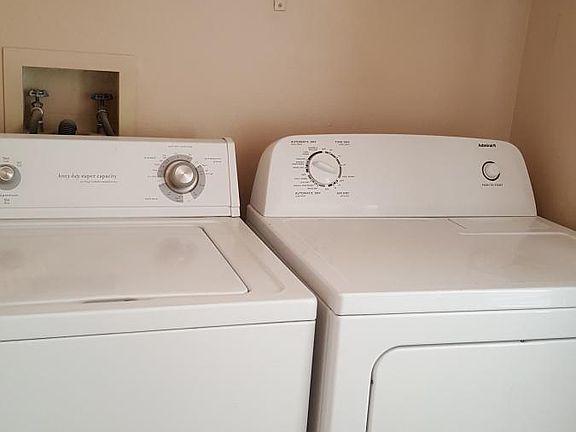 Appliances in unit