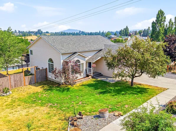 1350 Franklin Rd, Moscow, ID 83843