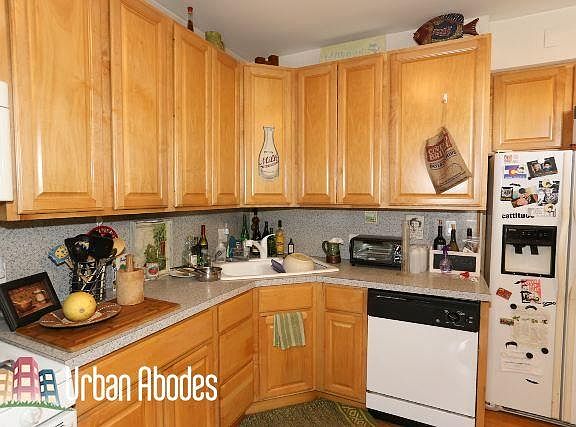 2nd image of 1503 W Fullerton Avenue Ua Ua #Ua2