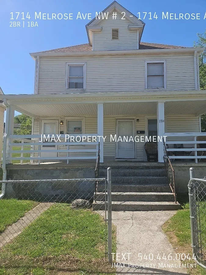This property has a no security deposit option! — Photo 1