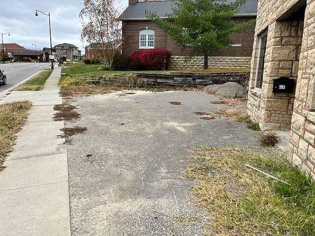 1 bed, 1.0 bath, 1440 sqft, $1,100 — Photo 2