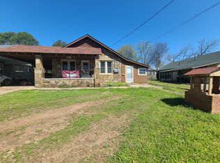 1108 W Cherry St, Clarksville, AR 72830