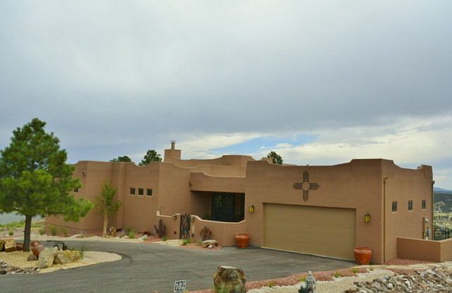 1st image of 102 Byron Nelson Ct