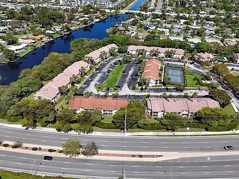 815 W Boynton Beach Blvd #10-205 — Photo 3