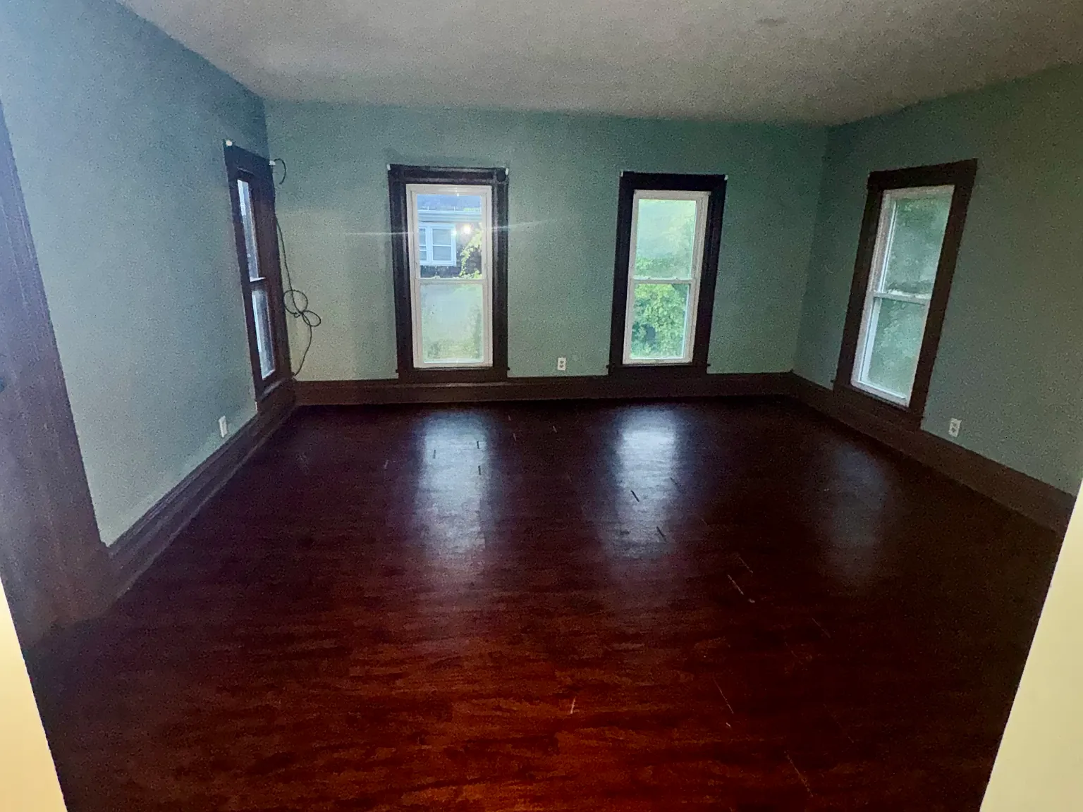 2 bed, $900 — Photo 3
