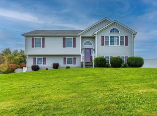 201 Old Indian Rd, Milton, NY 12547