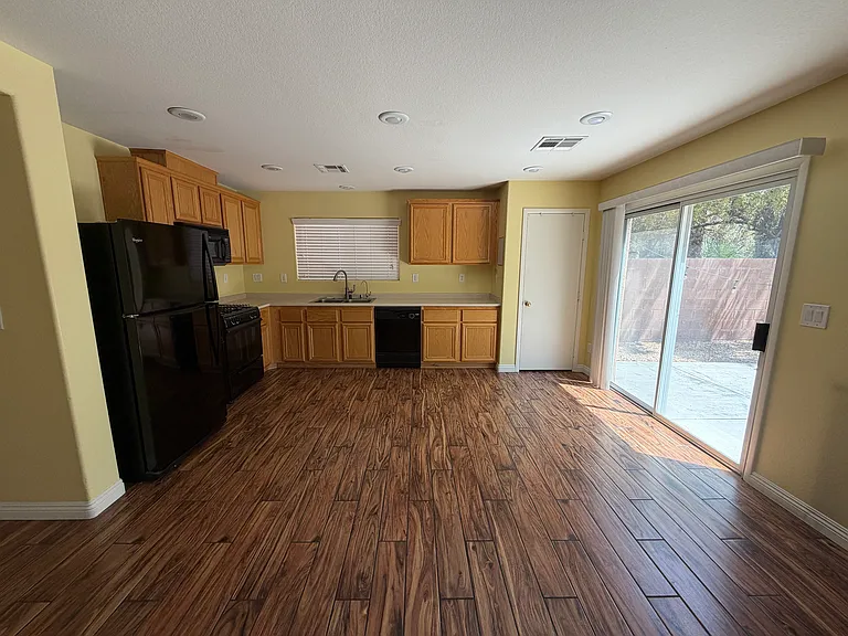 11617 Royal Derwent Dr — Photo 14