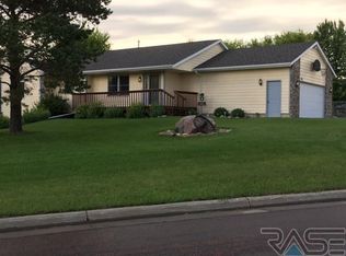 810 E Kevin Dr, Tea, SD 57064