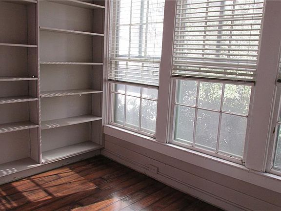 2nd image of 800 San Antonio St APT 5