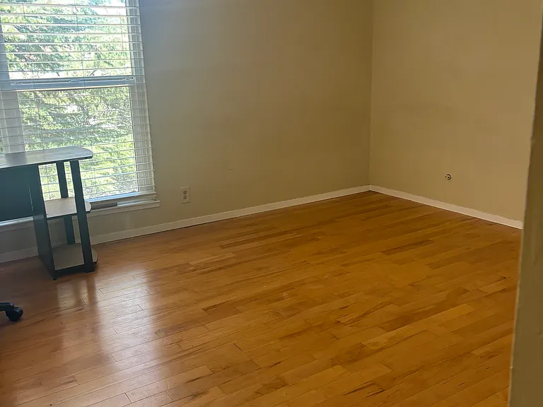 2075 Ascot Dr #120 — Photo 15