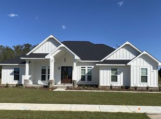 4960 Palmer Ridge Dr, Milton, FL 32570