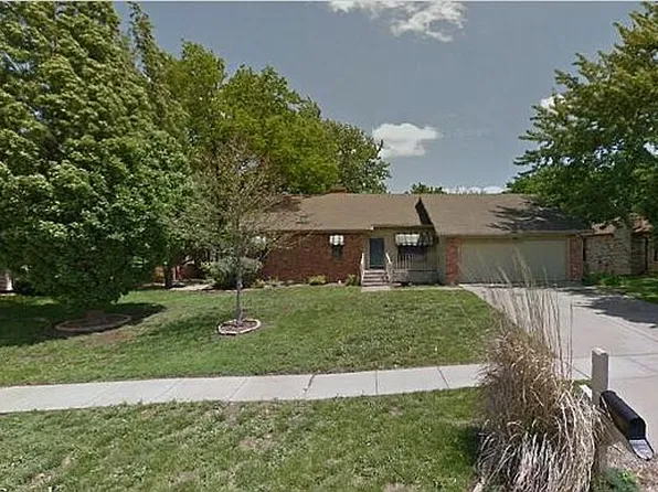 4224 SW Colly Creek Dr, Topeka, KS 66610