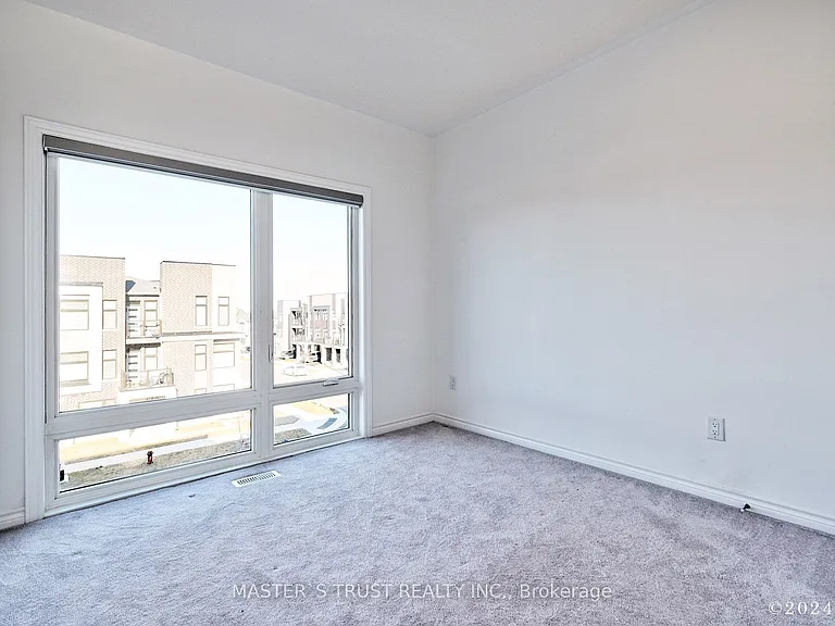 2501 Littlefield Cres — Photo 22
