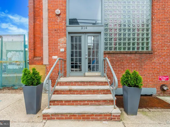 314 Brown St APT 208, Philadelphia, PA 19123