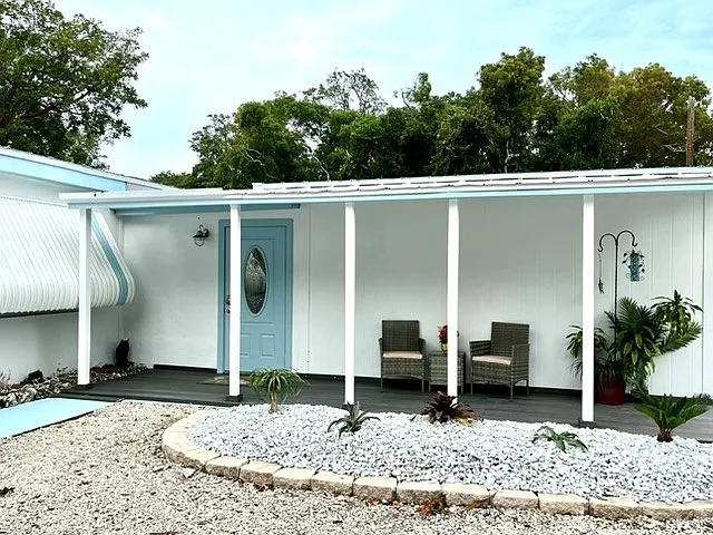 17 Pompano Ave — Photo 26