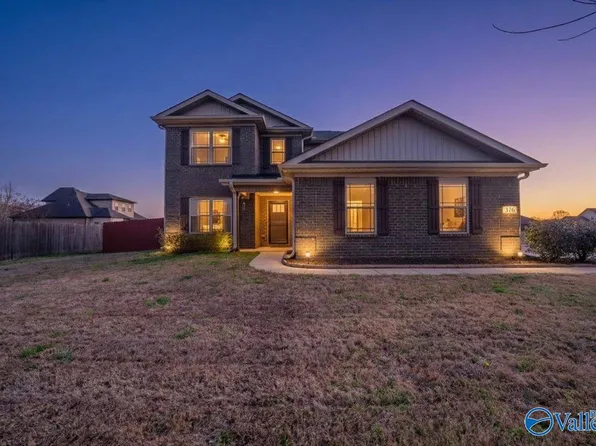 376 Charley Patterson Rd, New Market, AL 35761