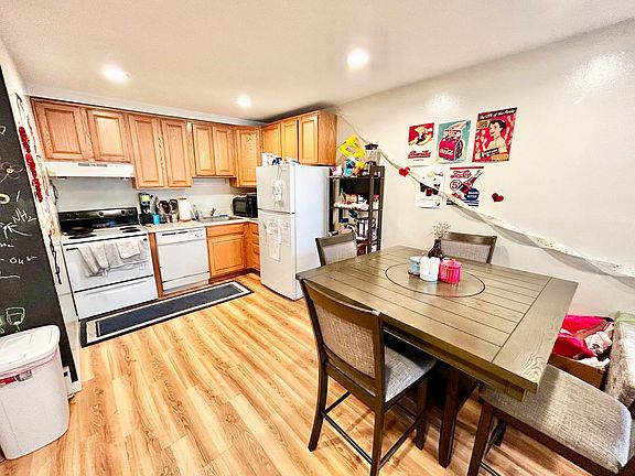 3rd image of 1001 S Forest Ave APT 108