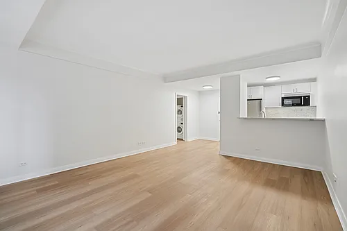85 E End Ave Photo 1