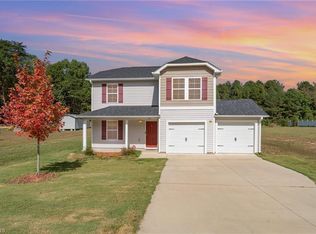 172 Tuscola Dr, Lexington, NC 27292