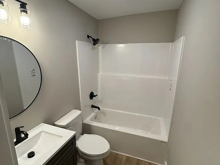 982 Webb Cir — Photo 7
