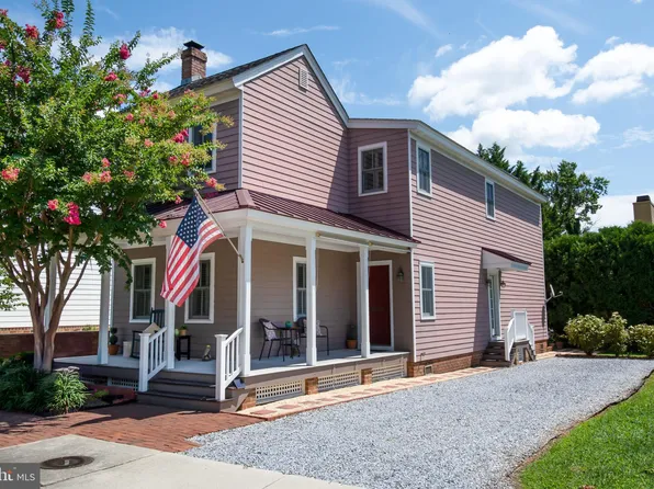 223 S Queen St, Chestertown, MD 21620