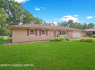 17529 Woodbrook Ln, Lockport, IL 60441
