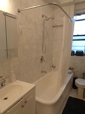 Rented by Metropolitan Equities | media 5