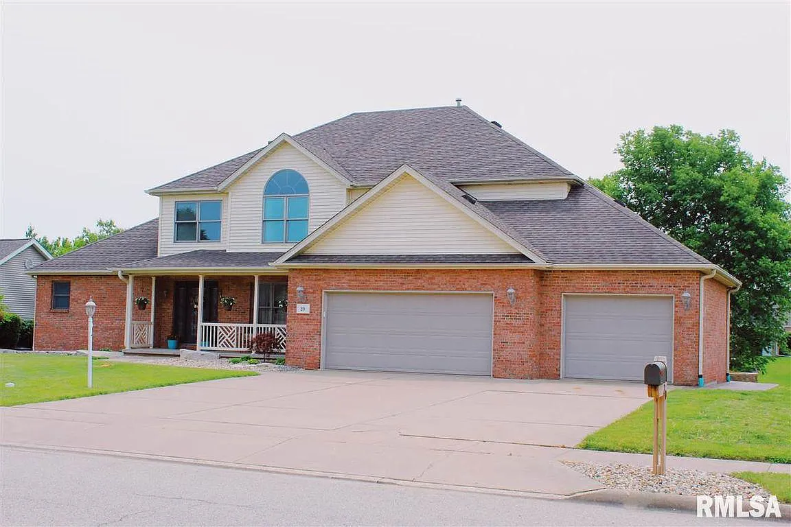 20 Emerald Ct photo 1
