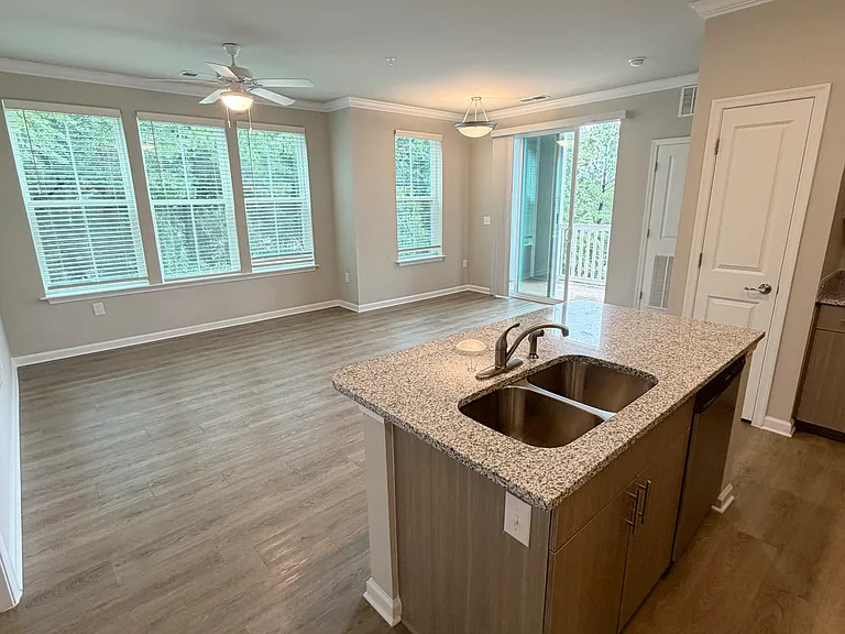 Clairmont at Crabtree — Photo 129