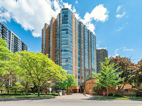 131 Beecroft Rd #203, Toronto, ON M2N 6G9