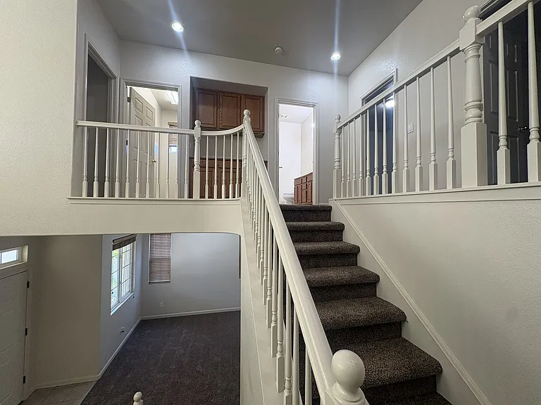 3564 Sarasota Ave — Photo 13