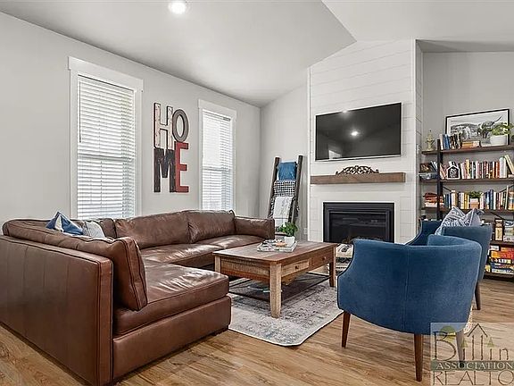5th image of 6152 Johanns Meadow Ln