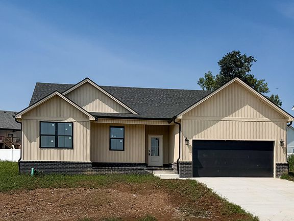 2nd image of 319 Skaggs Blvd