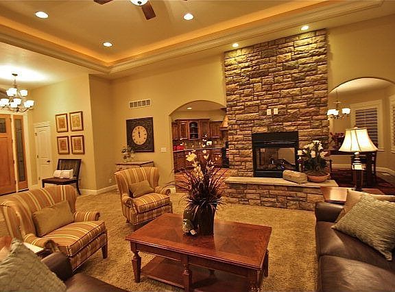5th image of 1175 Indian Hollow Dr